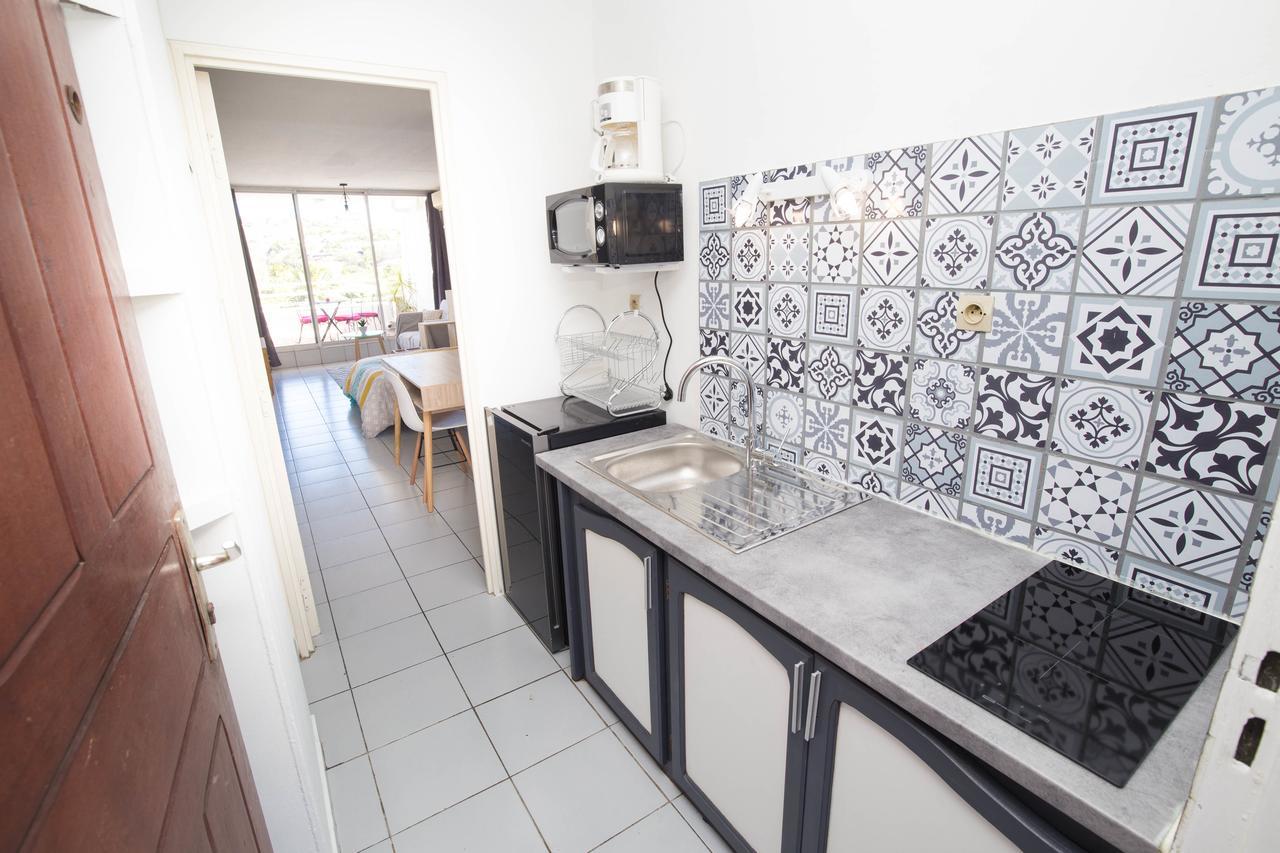 Apt 5 Min A Pied Centre Ville Saint-Gilles-les Bains Exterior foto
